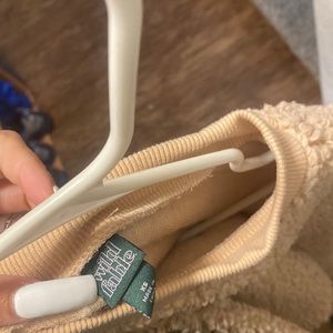 Cropped fuzzy sweater 💕